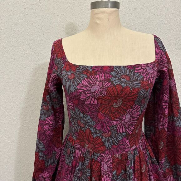 KARIELLA Puff Sleeve and Hem Mini Dress in Multi Floral Print Square Neck - Picture 4 of 14